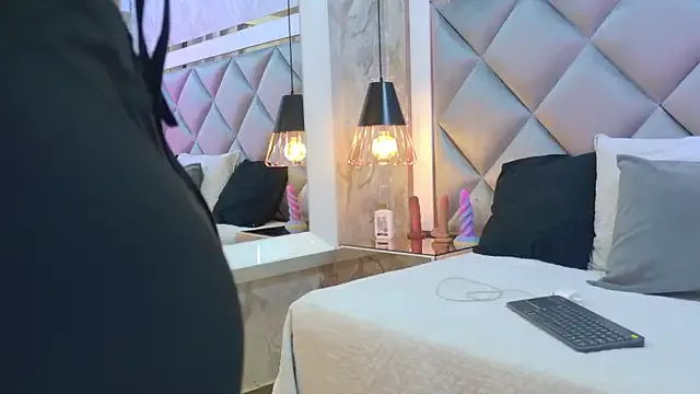 Freechat crystal_gilton on StripChat