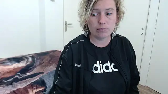 Private cumfun on StripChat