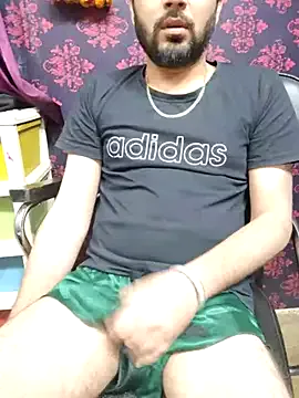 Offline Cute_Lucky on StripChat