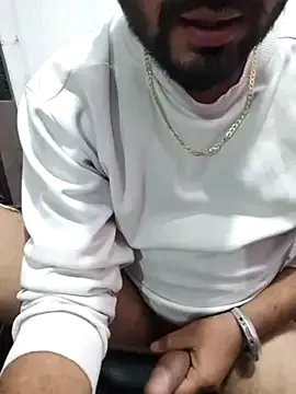 Offline Cute_Lucky on StripChat