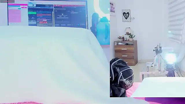 Offline Daki_Ume_ on StripChat