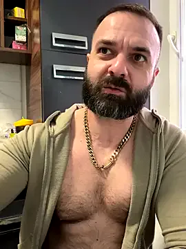 Offline DamonSalvatore2 on StripChat