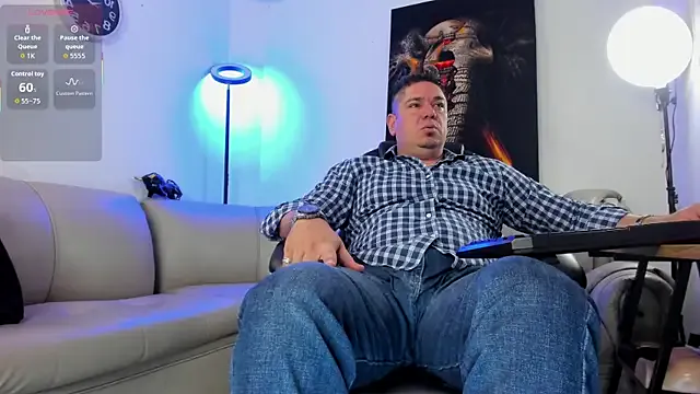 Offline Dante_Bellini on StripChat