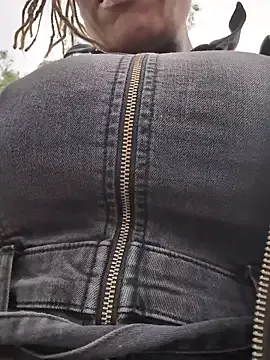 Group DarkDea on StripChat