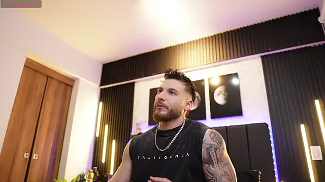 Offline David_blake_ on StripChat