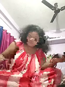 Freechat Deborbhavi222 on StripChat