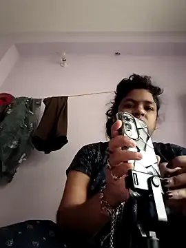 Freechat Deborbhavi222 on StripChat