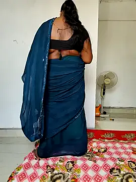 Offline Desicouple1706 on StripChat