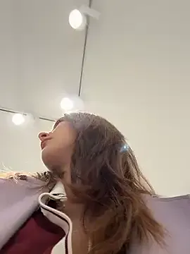 Offline Dina_Tease on StripChat