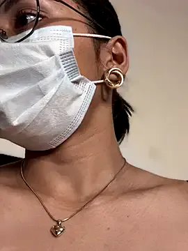 Offline DominantDesiree on StripChat