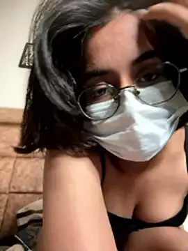 Offline DominantDesiree on StripChat