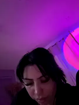 Offline Draculona-666 on StripChat