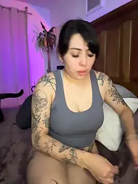 Offline Draculona-666 on StripChat