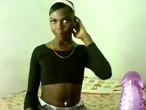 Offline Edny_Jackson on StripChat