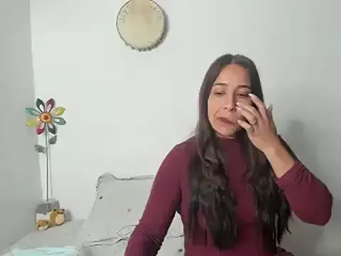 electra_hunt on StripChat