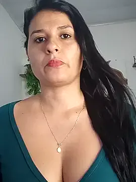 elena_jonees on StripChat