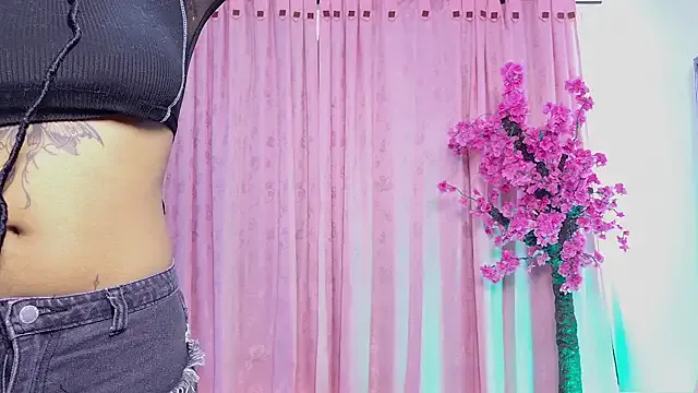 Offline Elith_noa on StripChat