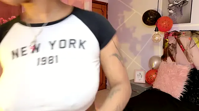 Offline Elith_noa on StripChat