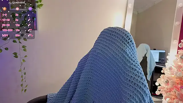 Offline Elsie_Cutties on StripChat