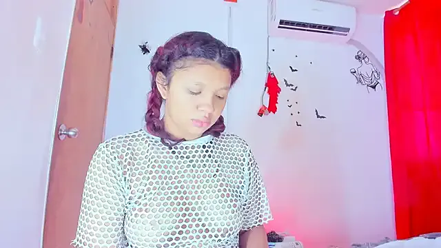 Freechat Emily_Coper18 on StripChat