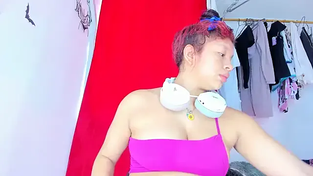 Freechat Emily_Coper18 on StripChat