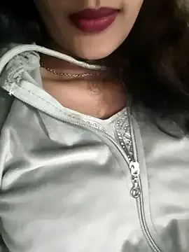 Offline Eshwari_Chopra on StripChat