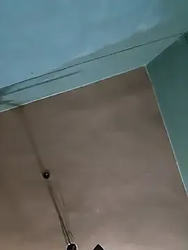 Offline Eshwari_Chopra on StripChat