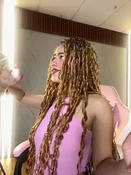 Offline Eva_Feller69 on StripChat