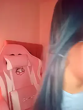 Offline Eva_Feller69 on StripChat