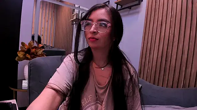 Freechat Eva_Macalliter on StripChat