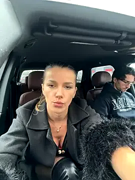 Offline fit_vic on StripChat