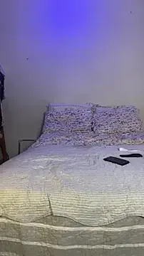 Offline FreeIvy on StripChat