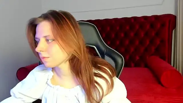 Freechat FreyaVey on StripChat