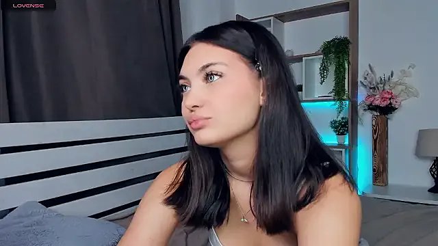 Freechat FunnyyMonkeyy on StripChat