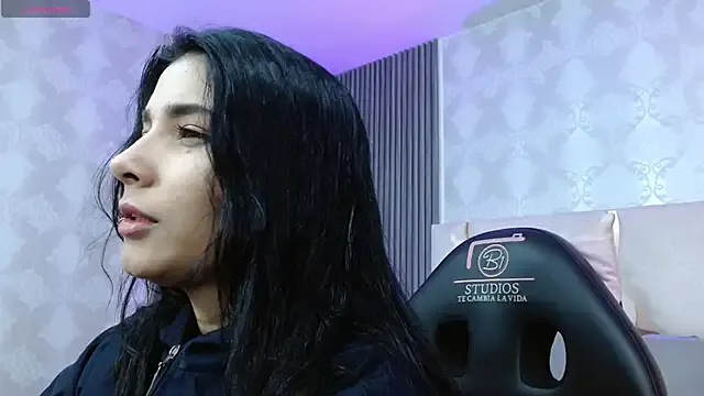 Offline Gaby_tay1 on StripChat