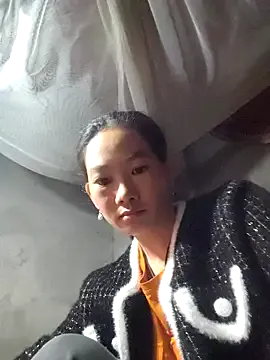 Freechat gio-thu on StripChat