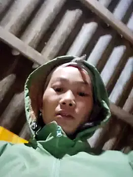 Freechat gio-thu on StripChat