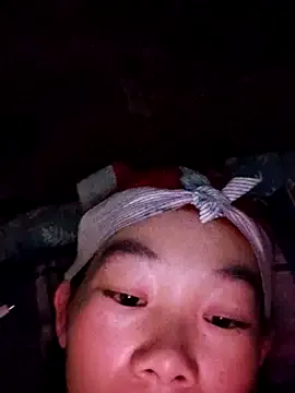 Freechat gio-thu on StripChat