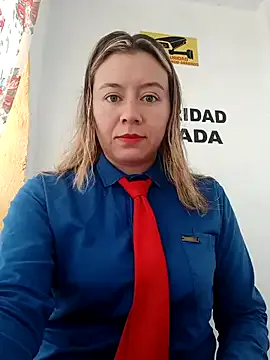 Hannah-colx on StripChat