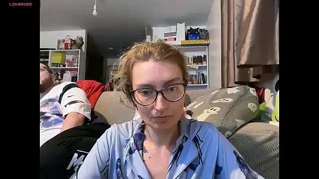 Offline harleyblair on StripChat