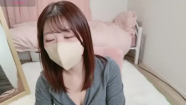 Offline Haru_chiii on StripChat