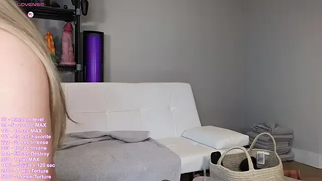 Freechat hayleex_x on StripChat