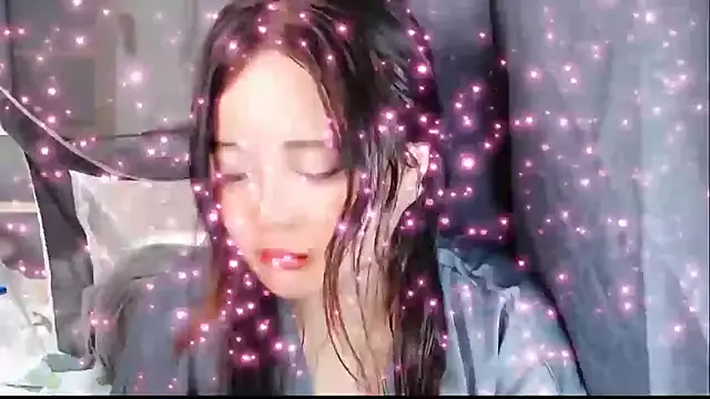 Offline Heramirror on StripChat