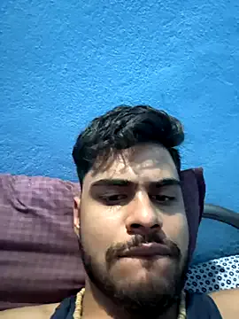 Offline Hornybeardguy on StripChat