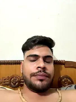 Offline Hornybeardguy on StripChat