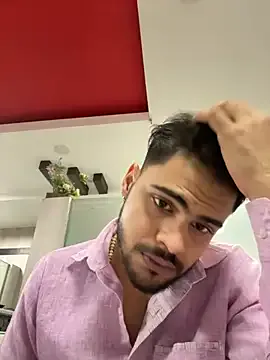 Offline Hornybeardguy on StripChat