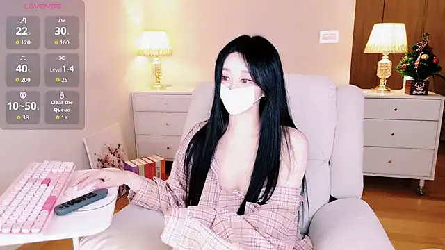 Freechat hotseah on StripChat