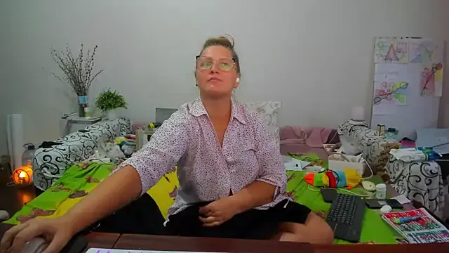 Offline IamYourNarcotic on StripChat