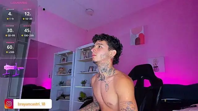 Offline Ian_Castillo_ on StripChat