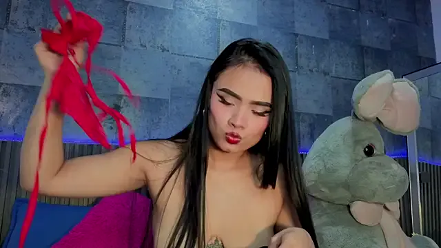 Freechat IbethMoon on StripChat